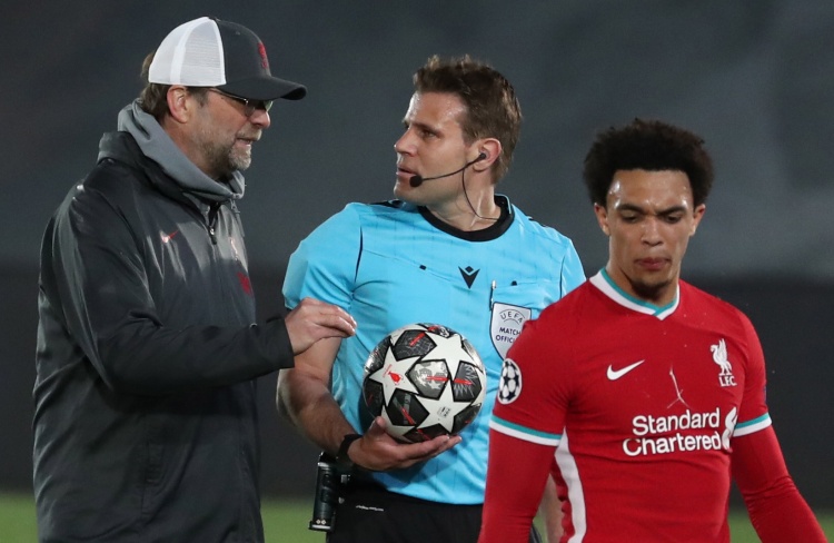 独行侠三换一交易告吹，撤回报价引发担忧