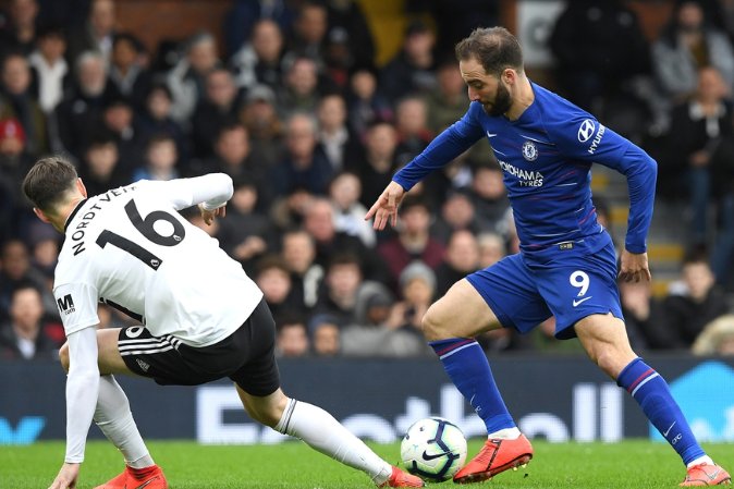 布里奇斯26分14板 黄蜂逆转公牛终结三连败