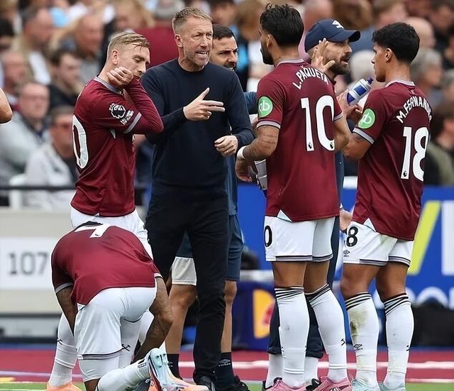 BLAST赏金赛激战正酣，BLACKLYTE逐夜上阵助威