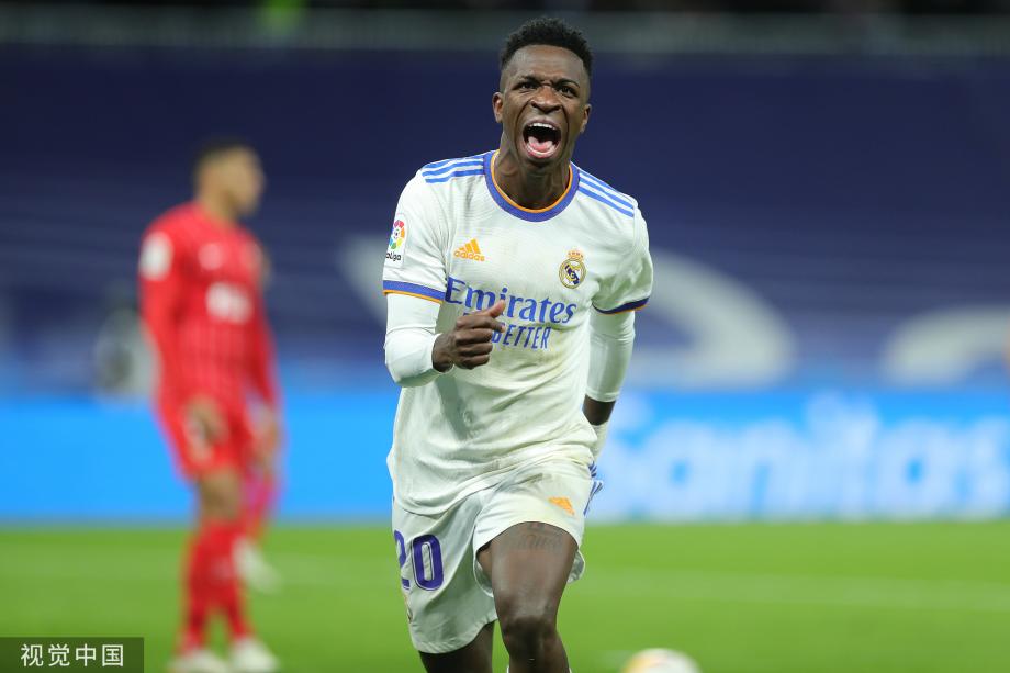 阿莫林回国远离曼联不禁开怀大笑，不必再受访500次！曝与巨头矛盾细节