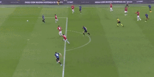 德甲战术趋势解析 高速攻防转换成主流